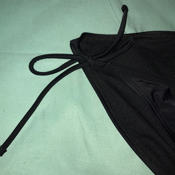 Swimsuit - Picture 2 of 5